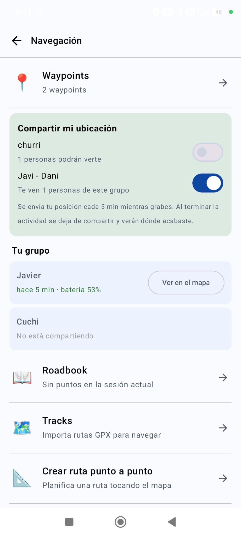 Compartir ubicación en vivo con el grupo, con batería y última posición